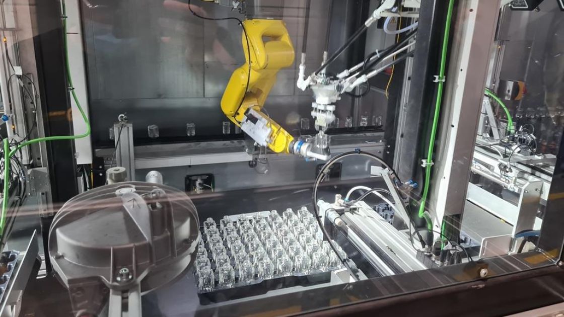 Roboter-Anlage der Heinz Veredelungs GmbH & Co. KGaA