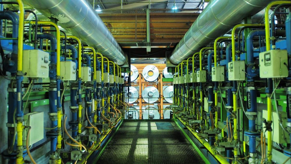 Plattform zur Brennerwartung an vorhandenen Bundglühöfen